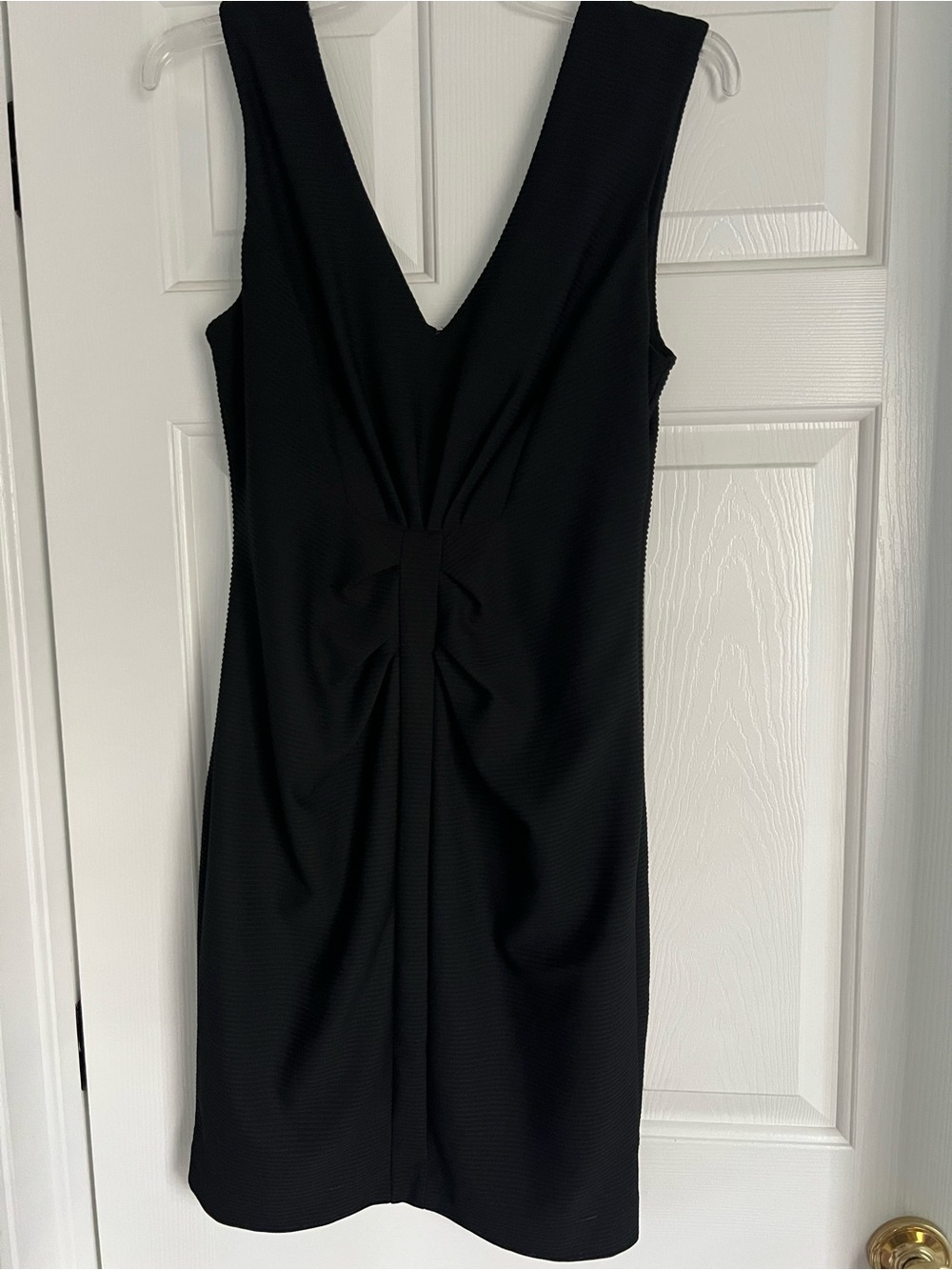 NWOT Express Black V-Neck Sleeveless Twist-Front Dress